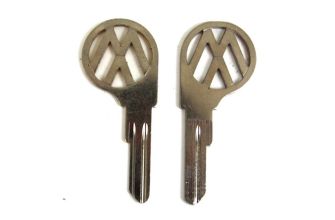 SG code key blank with logo