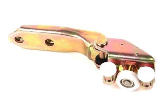 Right side sliding door middle roller guide T4 90-03